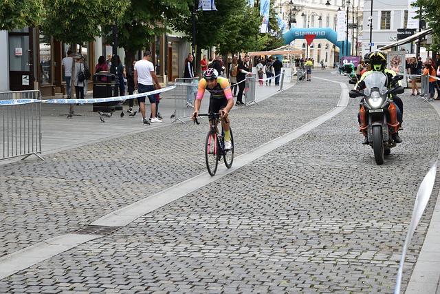 关注竞赛的 关注竞赛的