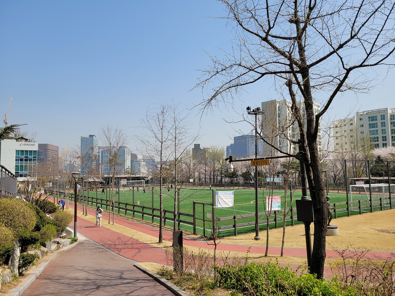 周边会提供 周边会提供