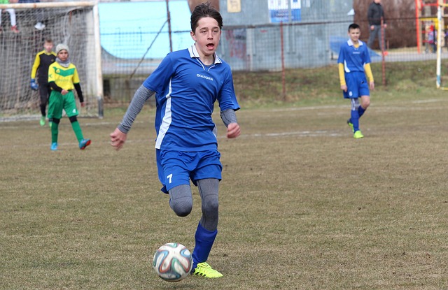 通过加强安 通过加强安