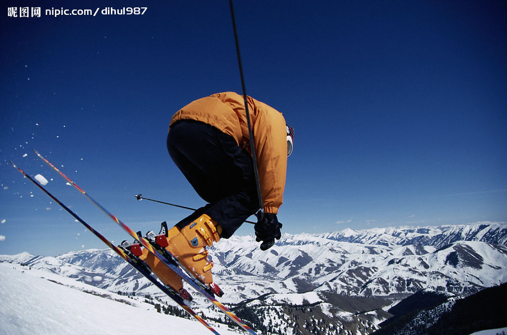 似乎是王钰栋让点？王钰栋造点后对刘诚宇说了两句，随后后者丢点.